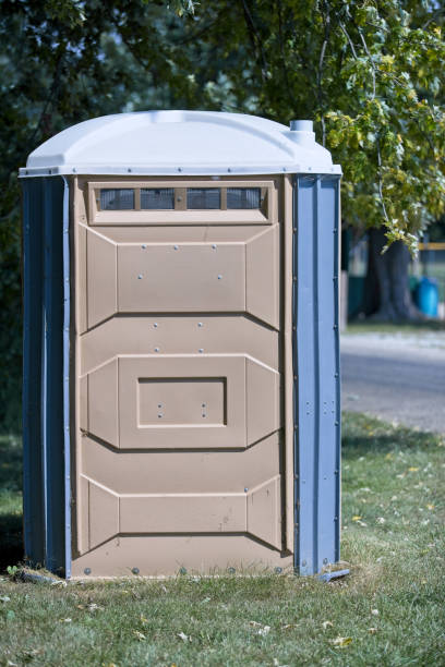 Portable Toilet Options We Offer in Steele, AL